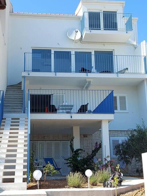 Ra Apartment For 2 People In Bol Exteriör bild